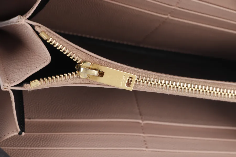 YVES SAINT LAURENT (YSL) LOGO CONTINENTAL WALLET BEIGE QUILTED LEATHER WITH DUST COVER AND BOX